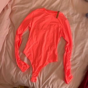 NWT skims fits everybody long sleeve bodysuit